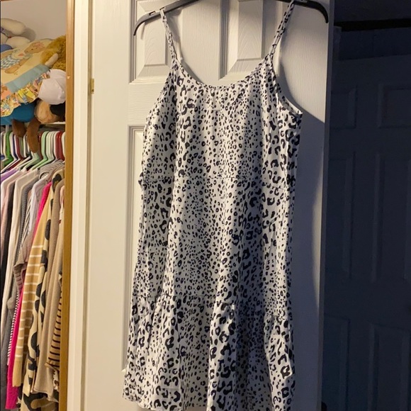 Black and white dress - Picture 1 of 2